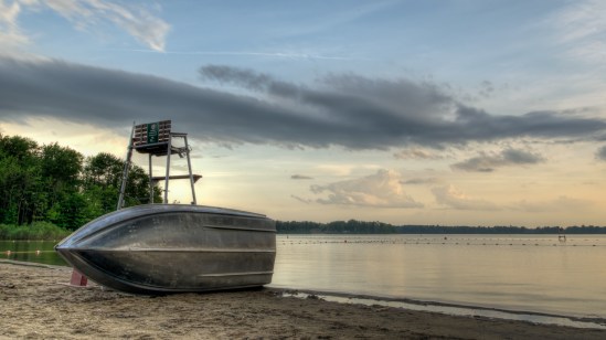 Watchtower Nikon D5100, Sigma 17-70mm f/2.8-4, 3 image bracket (1/3, 1/6, 1/13s), 17mm, f/20, ISO 100