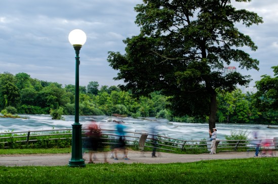 Movement Nikon D5100, Sigma 17-70mm f/2.8-4, 0.8s, 35mm, ISO 100