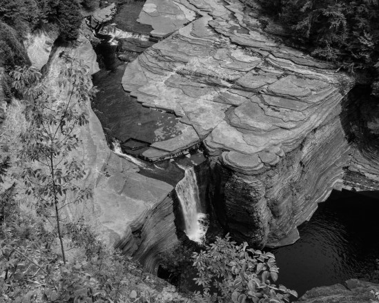 Sherman Falls Nikon D5100, Sigma 17-70mm f/2.8-4, 1/25s, 24mm, f/16, ISO 100