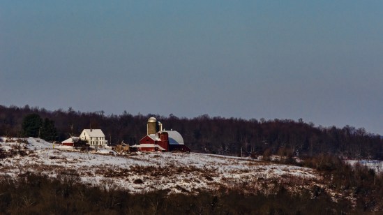 Farm on the Hill Nikon D5100, Nikkor 55-200mm f/4-5.6, 1/800s, 200mm, f/16, ISO 400