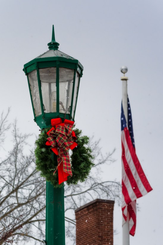 Holiday Salute Nikon D5100, Nikkor 55-200mm f/4-5.6, 1/500s, 120mm, f/11, ISO 400