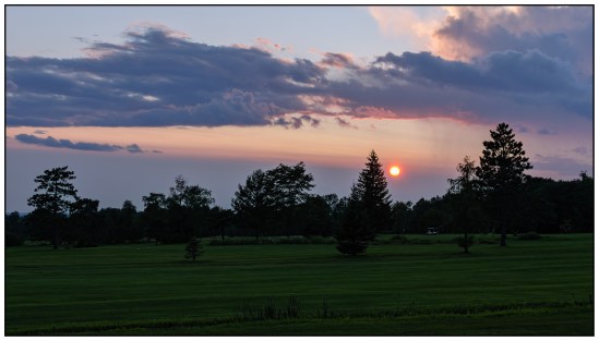 Par 4 Nikon D5100, Nikkor 35mm f/1.8, 1/125s, f/8, EV +0.7, ISO 200