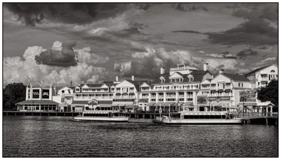 Boardwalk Dock Nikon D5100, Nikkor 24-85mm f/3.5-4.5, 1/800s, 29mm, f/11, ISO 200