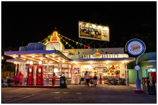 Oscar's Super Service Nikon D7100, Tokina 12-28mm f/4, 6s, 19mm, f/16, ISO 100