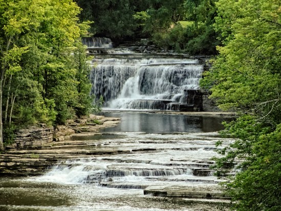 Sugar River - Rework Sony DSC-H20, 1/25s, 44mm, f/9, ISO 100