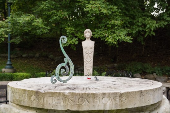 Sundial Nikon D7100, Sigma 17-70mm f/2.8-4, 1/160s, 26mm, f/5.6, ISO 200